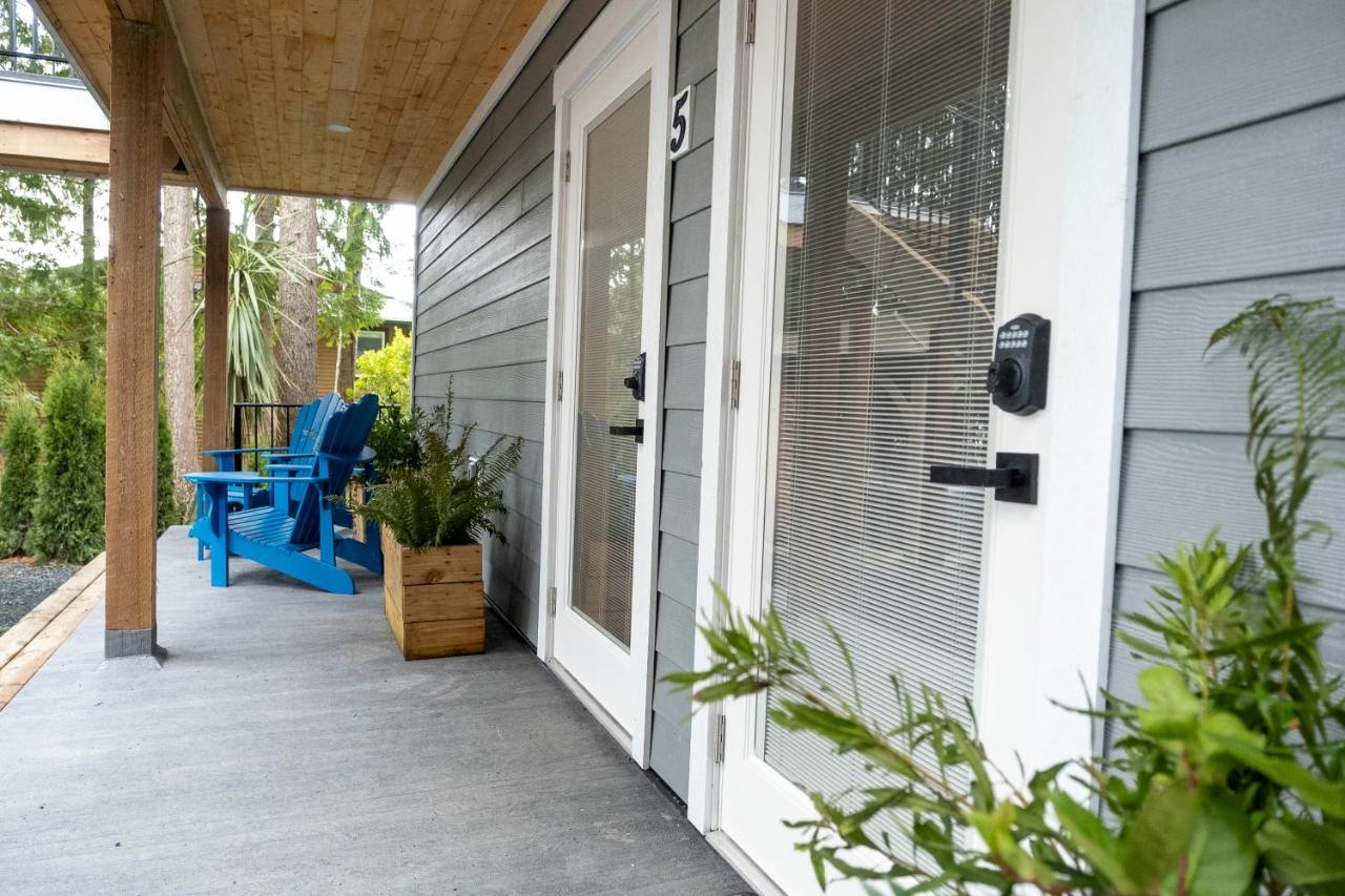 The Francis Boutique Inn Уклуелет Екстериор снимка