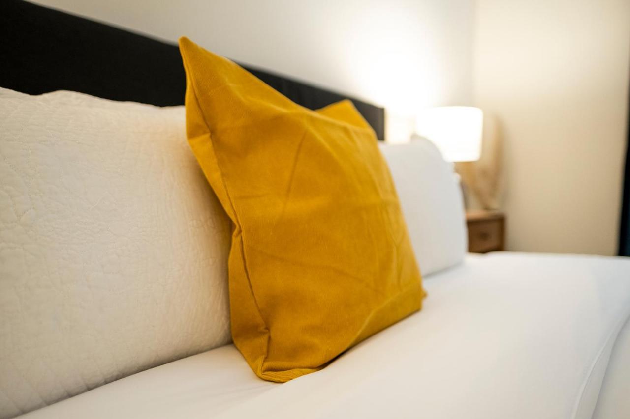 The Francis Boutique Inn Уклуелет Екстериор снимка