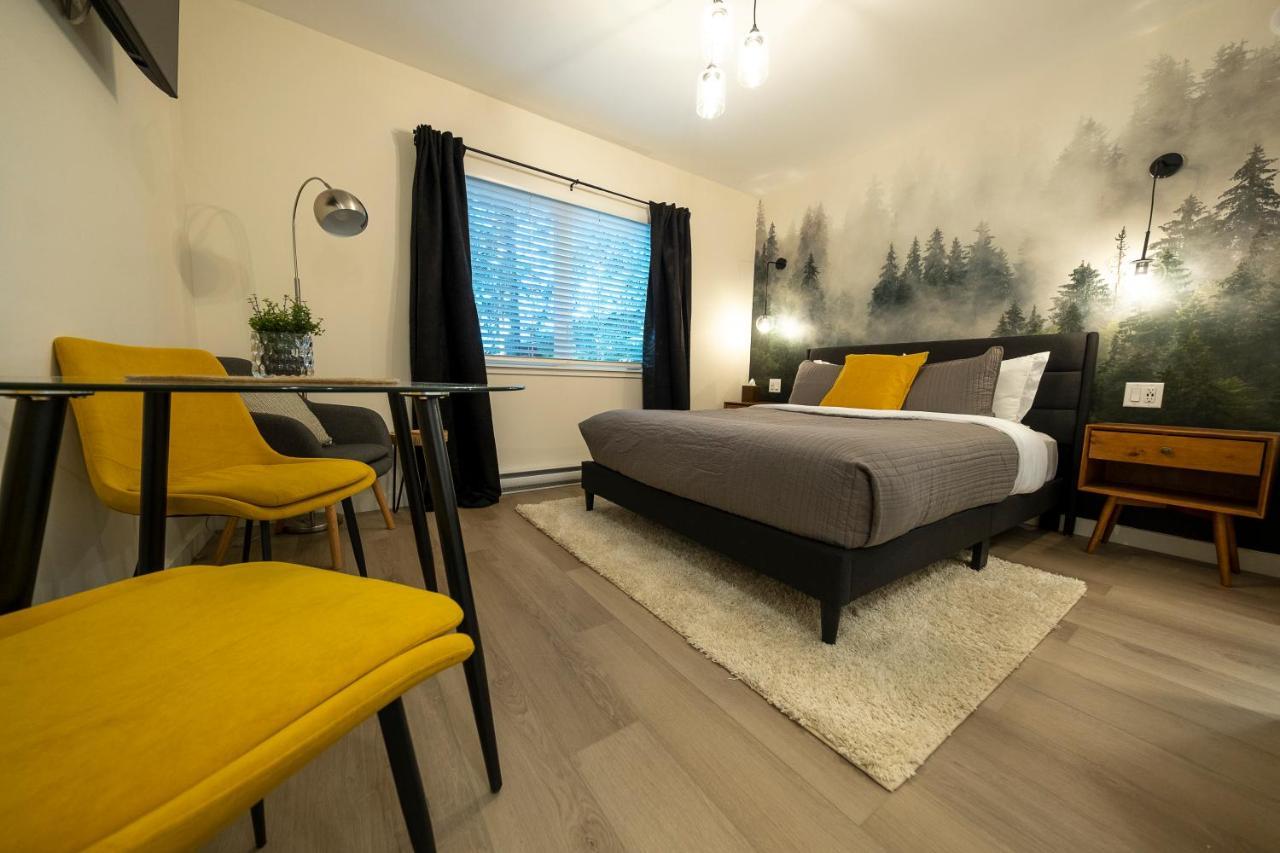 The Francis Boutique Inn Уклуелет Екстериор снимка