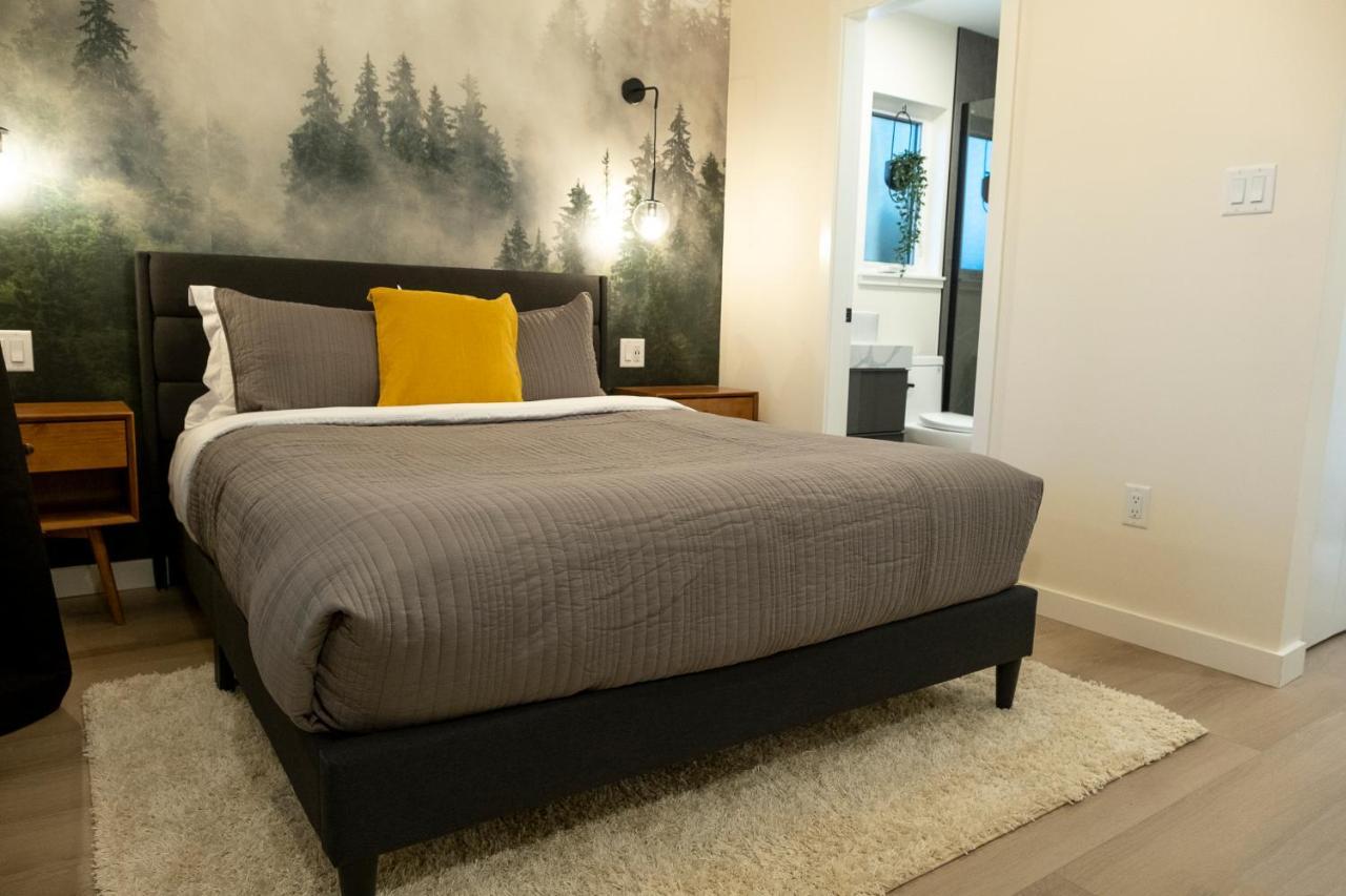 The Francis Boutique Inn Уклуелет Екстериор снимка